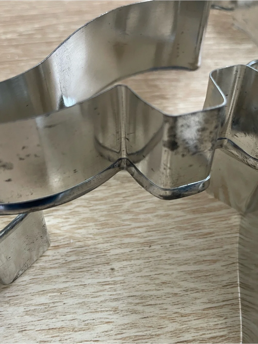 Mix Of 15 Summer/Dinosaur Themed Metal Cookie Cutters – Great Condition